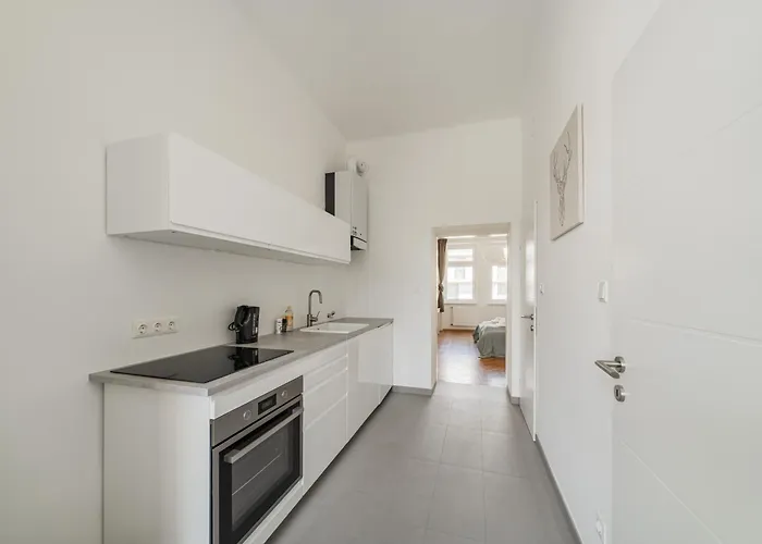 Belvedere Flat - Fernkorn